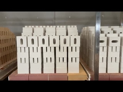 1700C コルンダム・マルライト・ブリック 85-95% アル2O3 コルンダム・ブリック 白